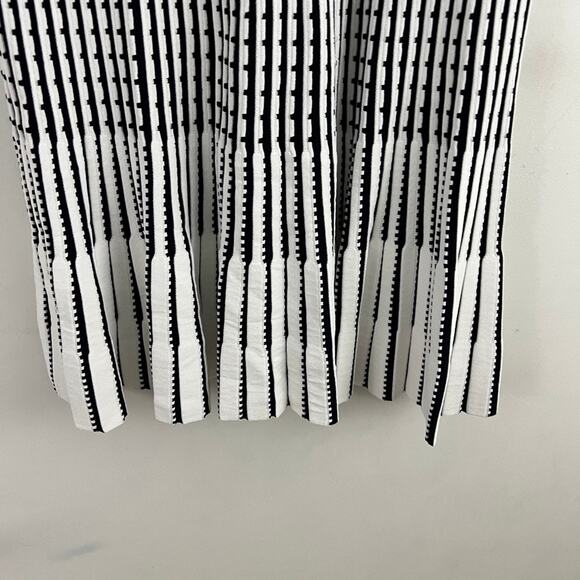 Ted Baker Eastyn Black White Striped Knit Dress 5 Size 12 US  Sleeveless - Picture 6 of 11